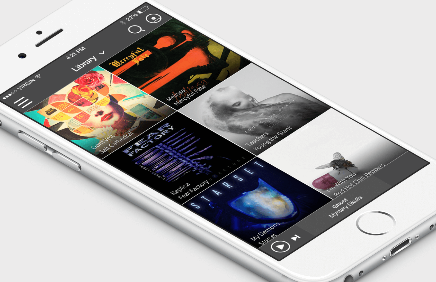 Indiloop iOS music library with a grid of album artwork and persistent playback controls